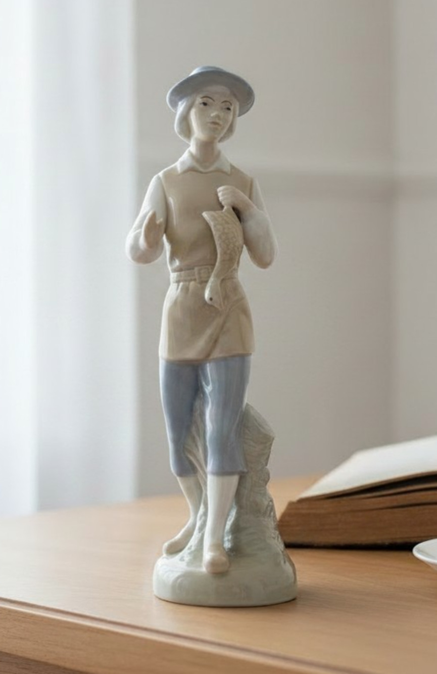 Porceval Porcelain Figurine Man with Duck Made in Spain Lladro Style 11.75"